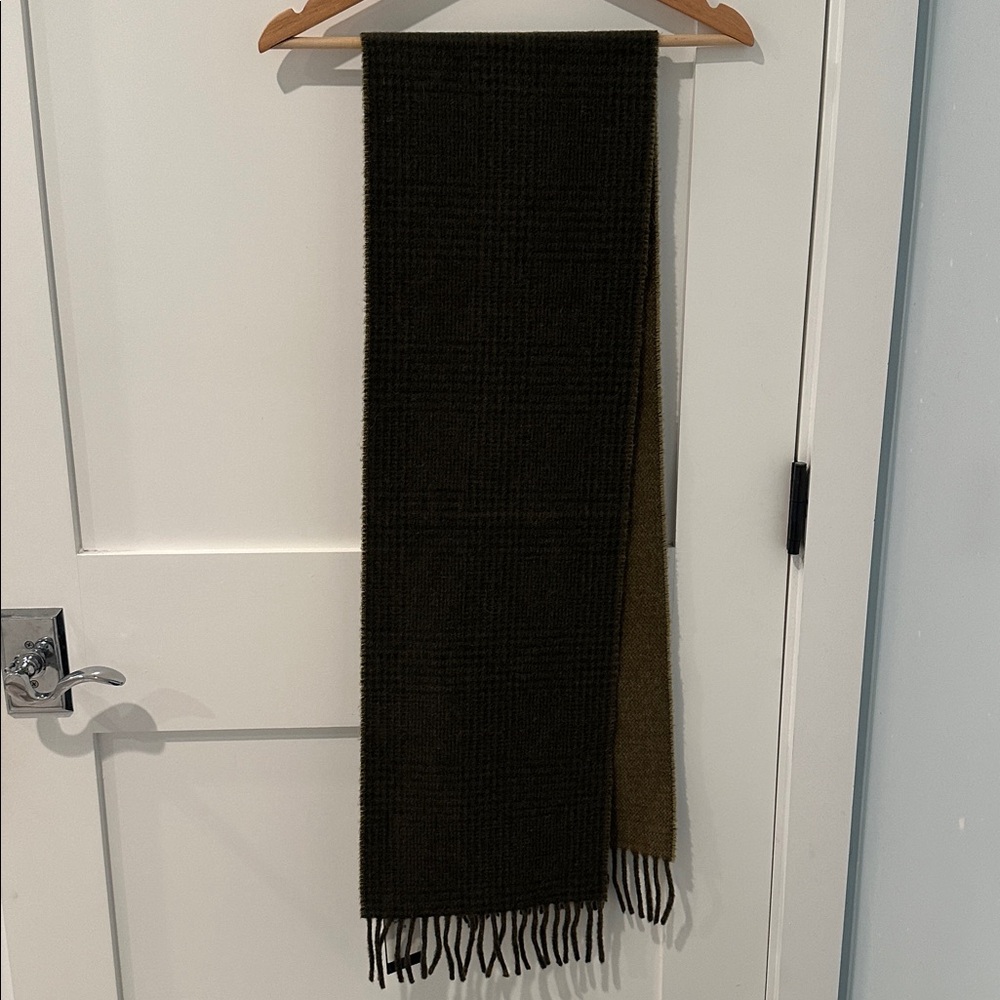 Polo by Ralph Lauren Reversible Dark Green Plaid Scarf - Picture 4 of 9